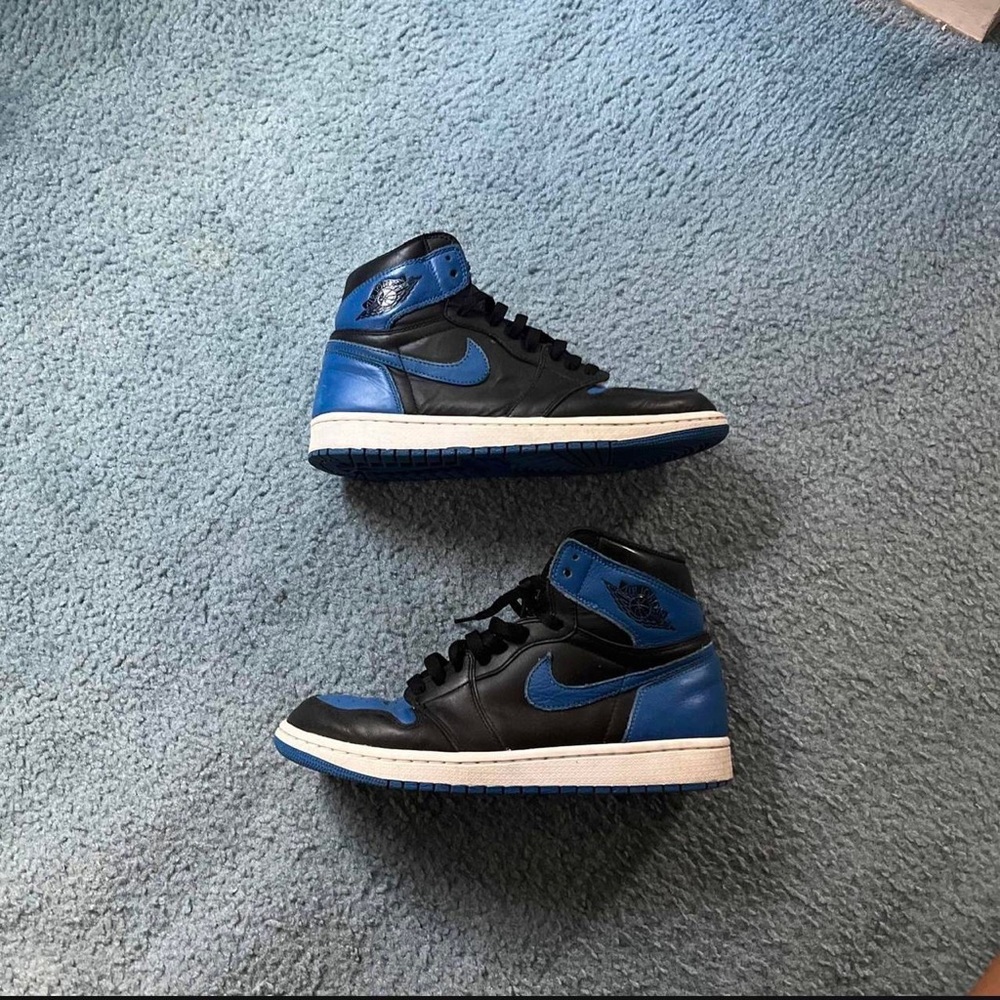 Jordan 1 Retro High Royals
